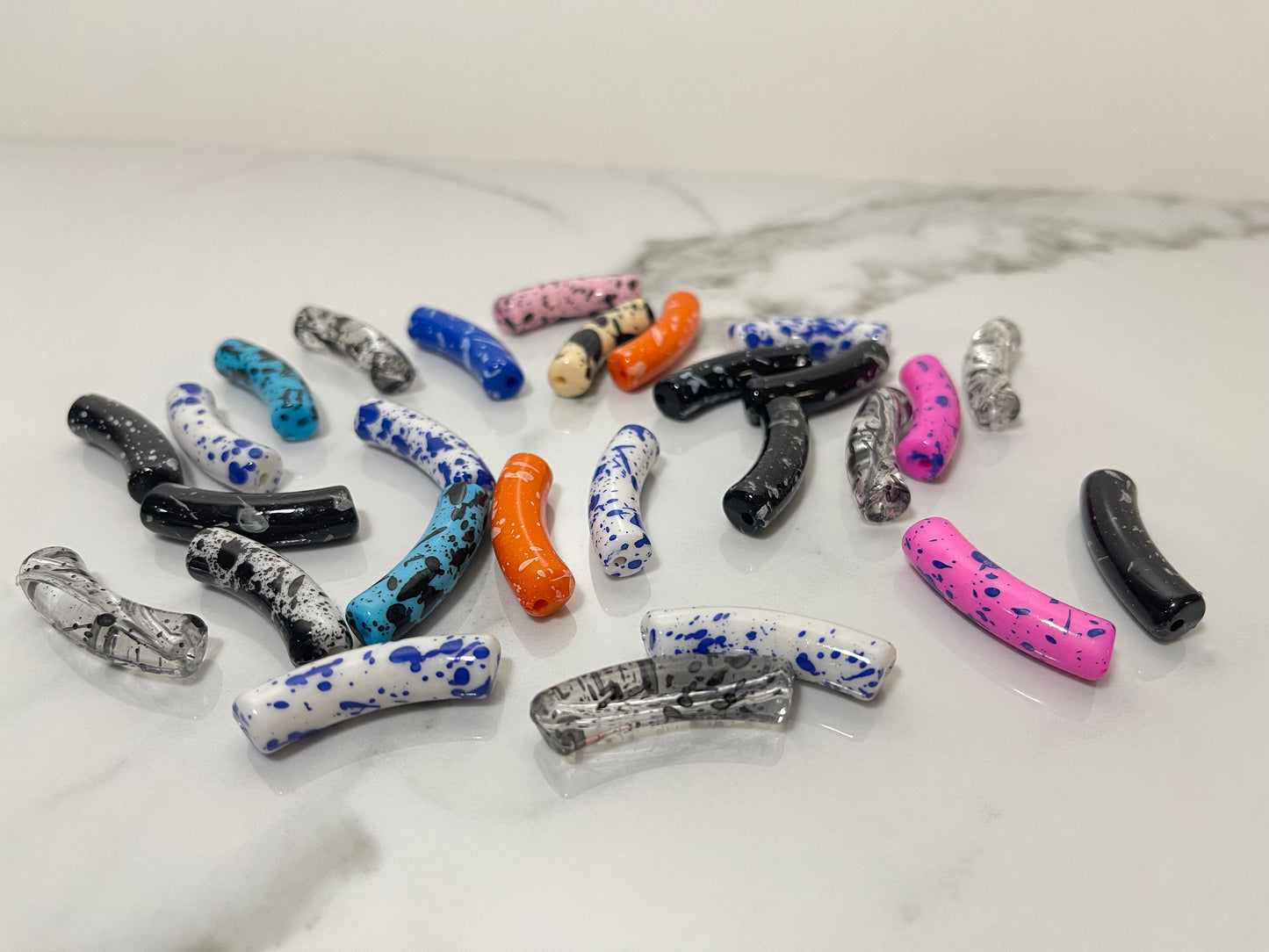 32mm Acrylic Tube/Curved Beads - Splatter