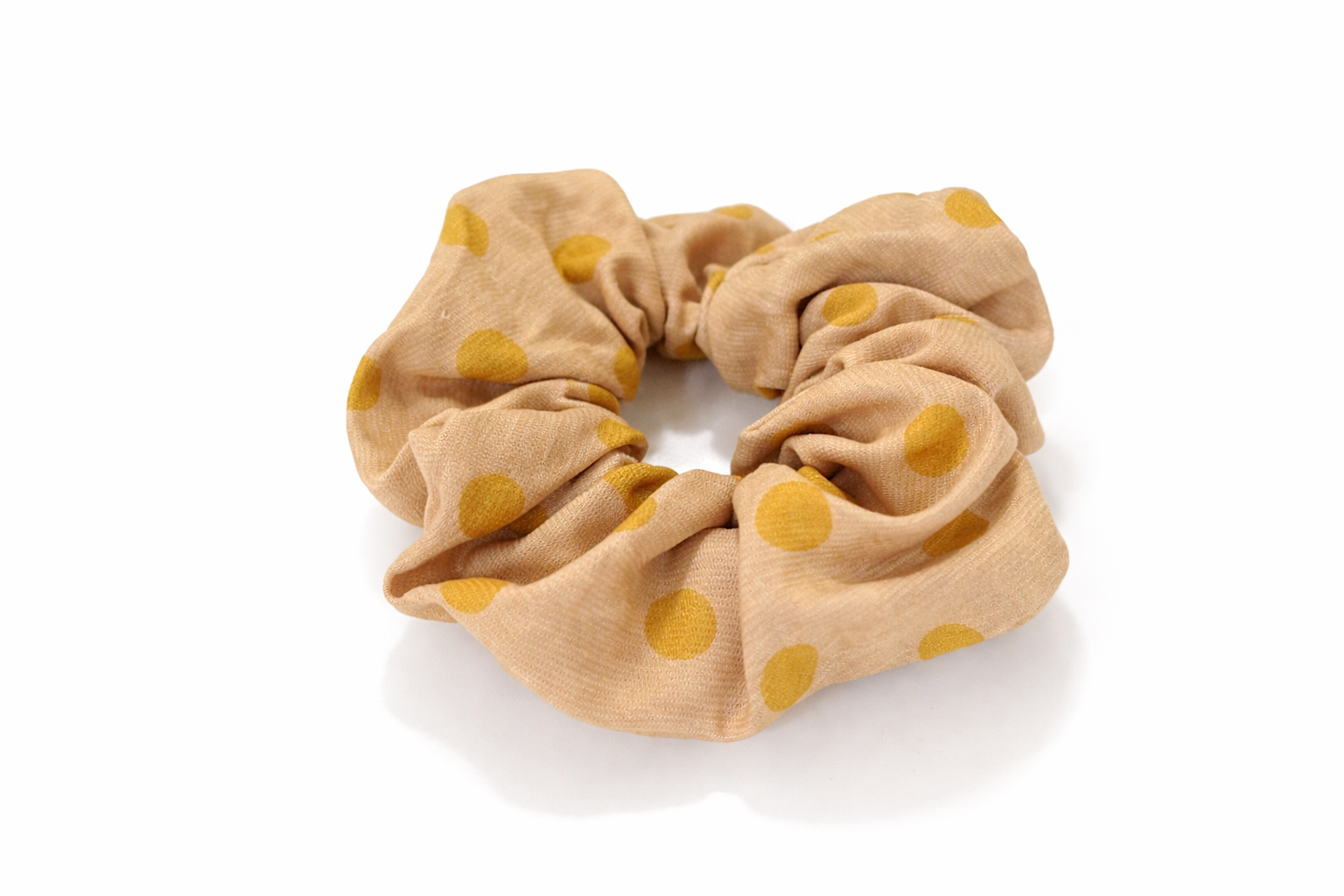 POLKA DOT SCRUNCHY